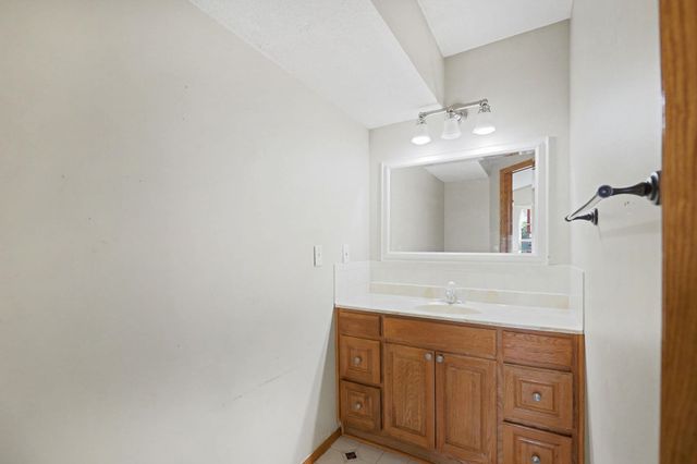 2767 N Battin Ct, Wichita, KS 67220