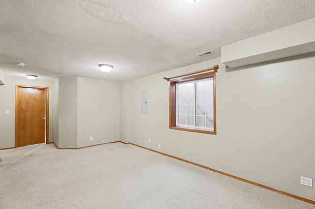 2767 N Battin Ct, Wichita, KS 67220