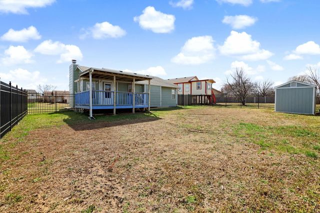 2767 N Battin Ct, Wichita, KS 67220