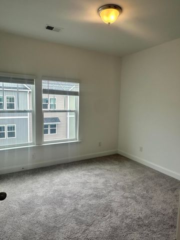 401 Gravy Train Street, Charleston, SC 29414