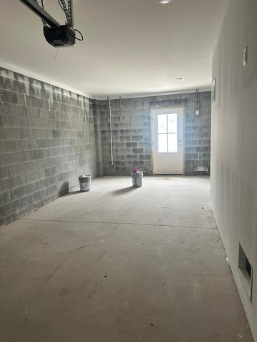 401 Gravy Train Street, Charleston, SC 29414