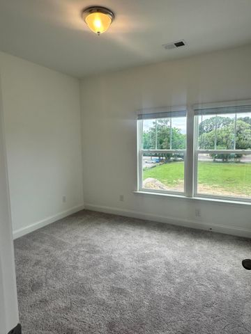 401 Gravy Train Street, Charleston, SC 29414