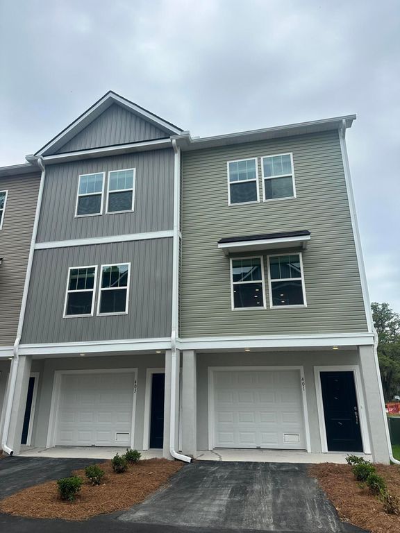401 Gravy Train Street, Charleston, SC 29414