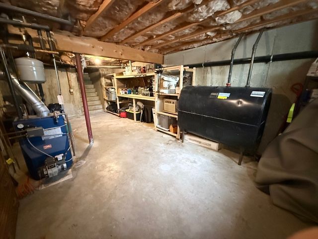 222 Bridge St, Warren, MA 01083