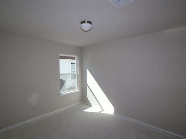 9204 Furman DR, Austin, TX 78747