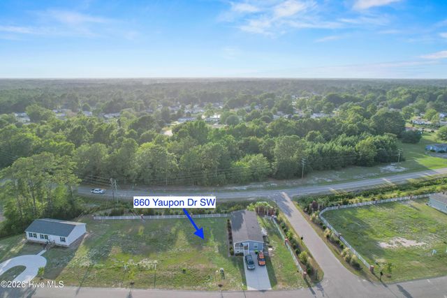 860 Yaupon Drive SW, Calabash, NC 28467