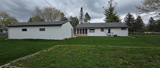 5741 40th STREET, Greenfield, WI 53221