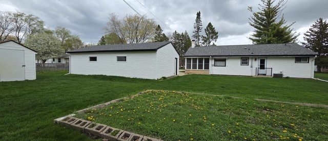 5741 40th STREET, Greenfield, WI 53221