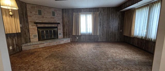 5741 40th STREET, Greenfield, WI 53221