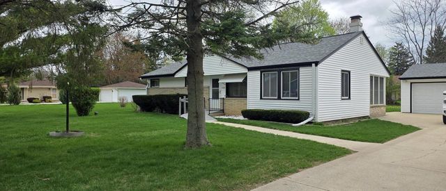 5741 40th STREET, Greenfield, WI 53221