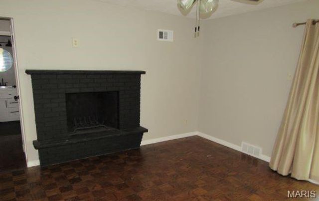 12360 Space Drive, Florissant, MO 63033