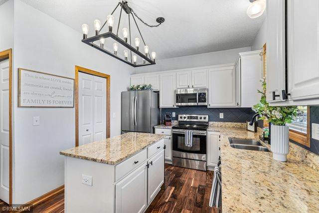 8516 Kirkwood Lane N, Maple Grove, MN 55369