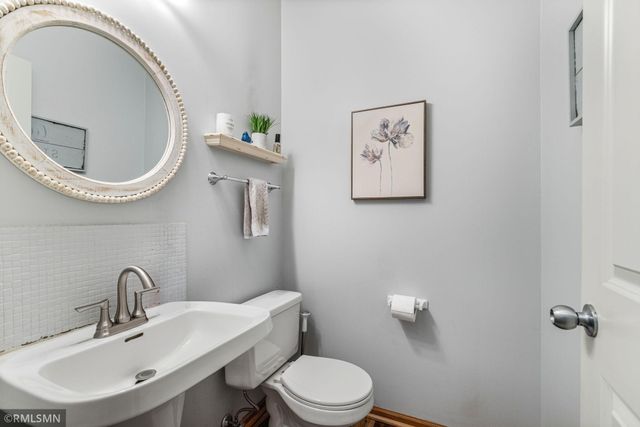 8516 Kirkwood Lane N, Maple Grove, MN 55369