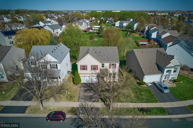 8516 Kirkwood Lane N, Maple Grove, MN 55369