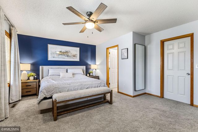 8516 Kirkwood Lane N, Maple Grove, MN 55369