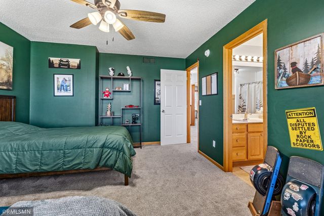 8516 Kirkwood Lane N, Maple Grove, MN 55369