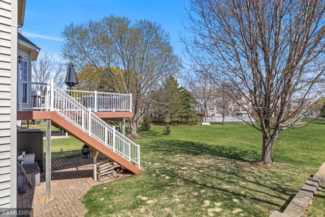 8516 Kirkwood Lane N, Maple Grove, MN 55369