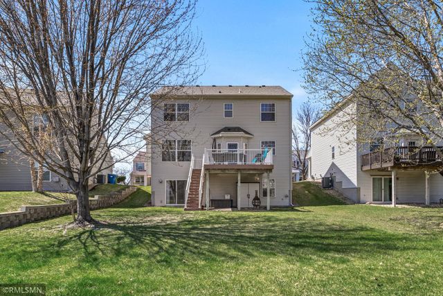 8516 Kirkwood Lane N, Maple Grove, MN 55369