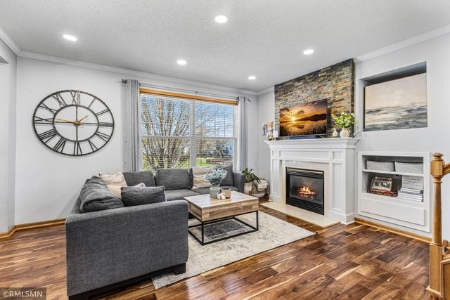 8516 Kirkwood Lane N, Maple Grove, MN 55369