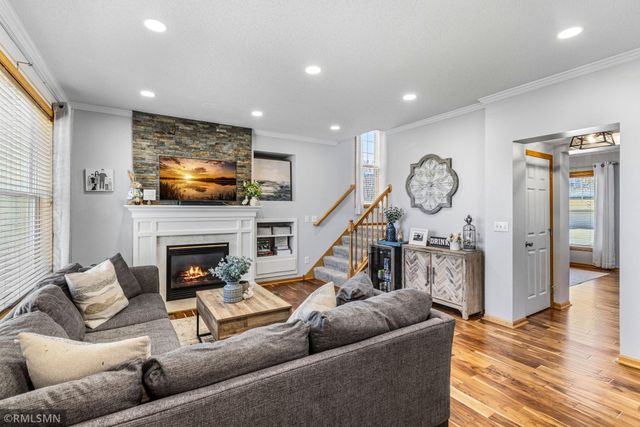 8516 Kirkwood Lane N, Maple Grove, MN 55369