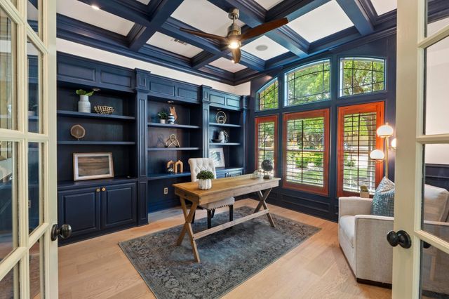 908 Lakewood Hills TER, Austin, TX 78732