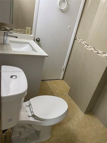 12500 NE 5th Ave 101, North Miami, FL 33161