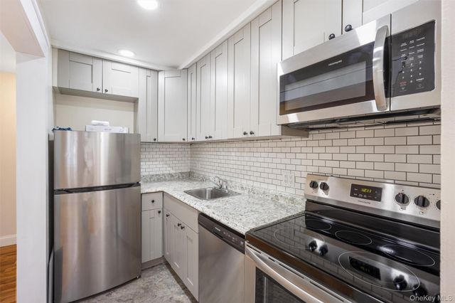 34 Manor Drive 34, Cornwall, NY 12518