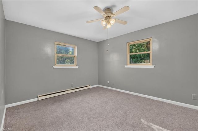 113 Green Valley Road, Greensboro, NC 27403