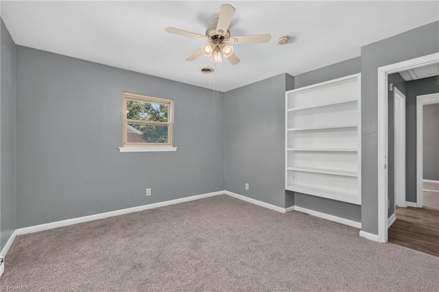 113 Green Valley Road, Greensboro, NC 27403