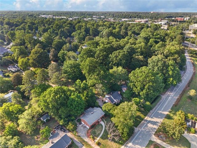 113 Green Valley Road, Greensboro, NC 27403