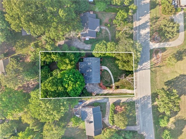 113 Green Valley Road, Greensboro, NC 27403