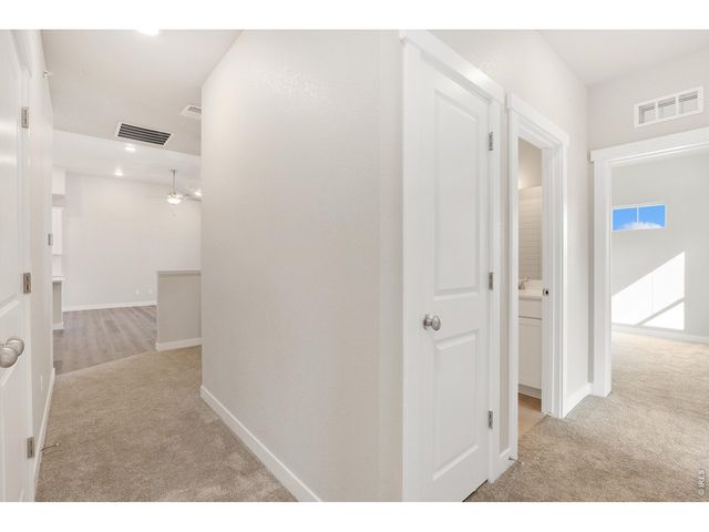 4160 South Park Dr 202, Loveland, CO 80538