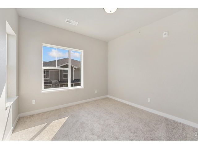 4160 South Park Dr 202, Loveland, CO 80538