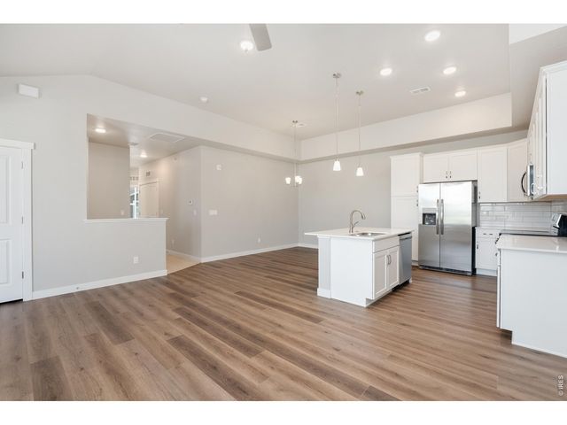 4160 South Park Dr 202, Loveland, CO 80538