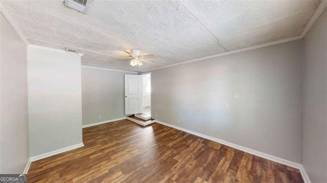 1092 W ADRIAN Circle SW, Conyers, GA 30094