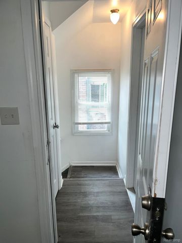 15863 Kentucky Street, Detroit, MI 48238