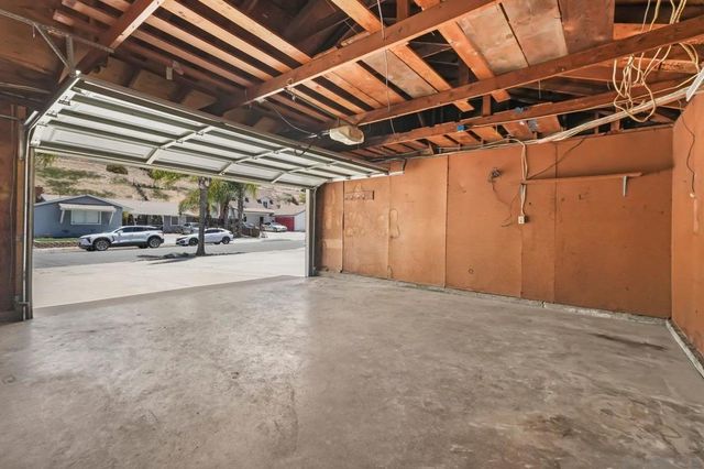 244 Elvado Way, San Diego, CA 92114
