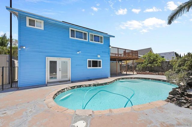 244 Elvado Way, San Diego, CA 92114