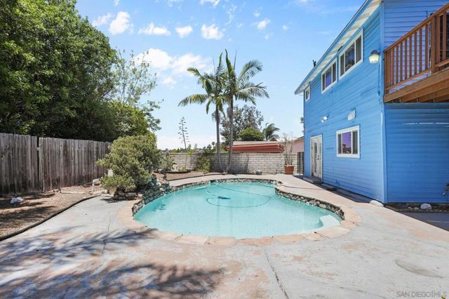 244 Elvado Way, San Diego, CA 92114