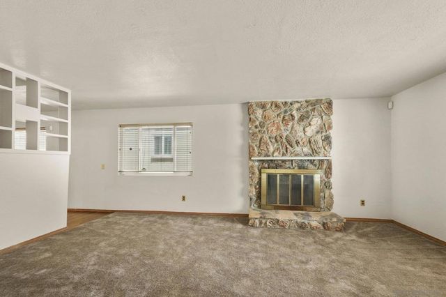 244 Elvado Way, San Diego, CA 92114
