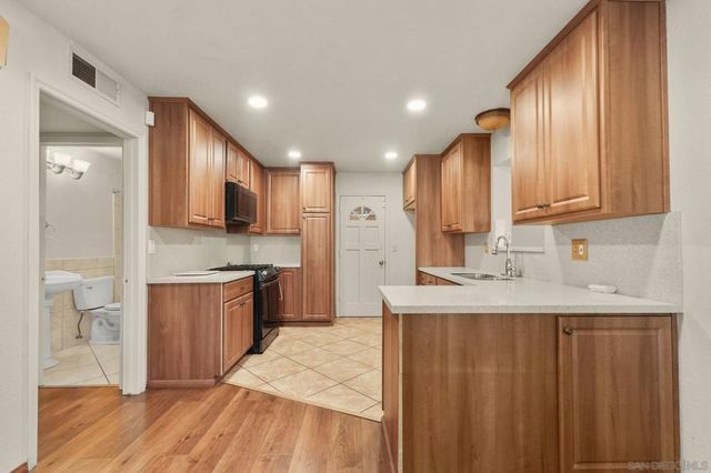244 Elvado Way, San Diego, CA 92114