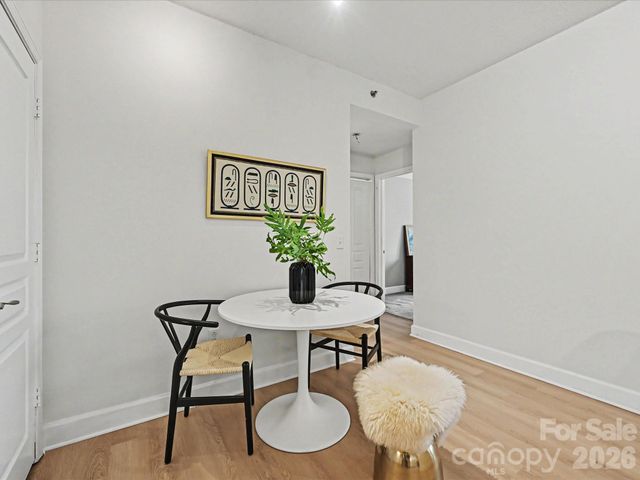 1315 East Boulevard 305, Charlotte, NC 28203