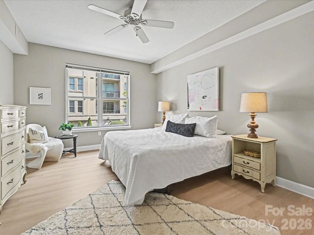 1315 East Boulevard 305, Charlotte, NC 28203