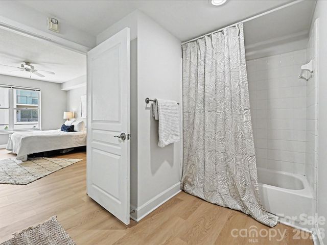 1315 East Boulevard 305, Charlotte, NC 28203