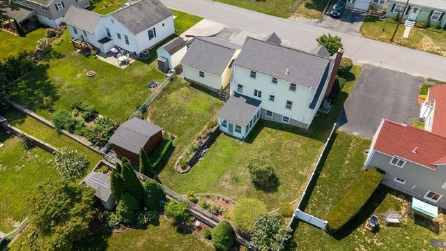 327 England St, Cumberland, RI 02864