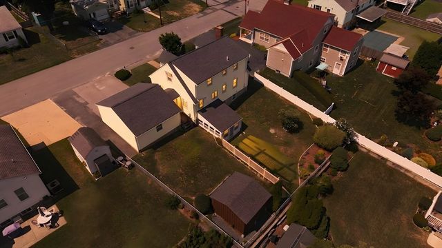 327 England St, Cumberland, RI 02864