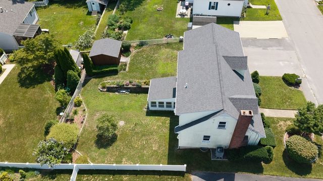 327 England St, Cumberland, RI 02864