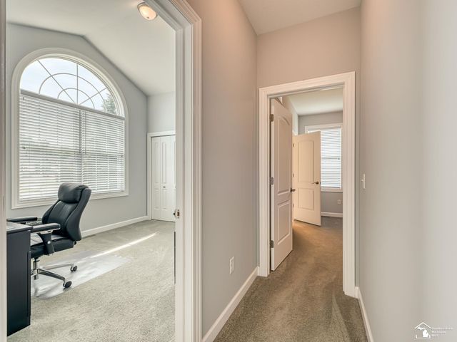 1035 Saint James Park Avenue, Monroe, MI 48161
