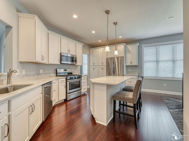 1035 Saint James Park Avenue, Monroe, MI 48161