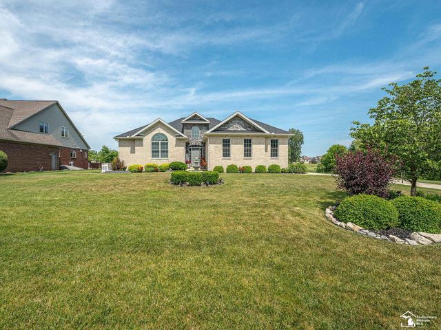 1035 Saint James Park Avenue, Monroe, MI 48161